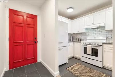 4000 Carman Dr #A17, Lake Oswego, OR 97035 - Photo 3