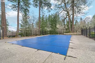 4000 Carman Dr, Lake Oswego, OR 97035 - Photo 39