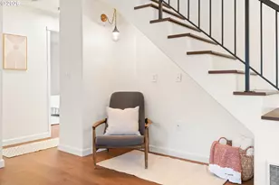 4000 Carman Dr, Lake Oswego, OR 97035 - Photo 17