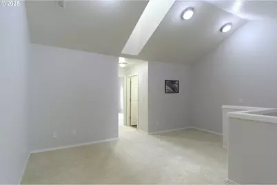 1619 SW San Mateo Ter, Beaverton, OR 97003 - Photo 19