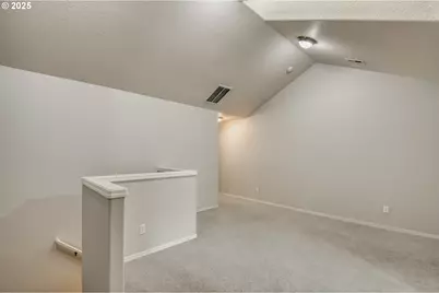 1619 SW San Mateo Ter, Beaverton, OR 97003 - Photo 17
