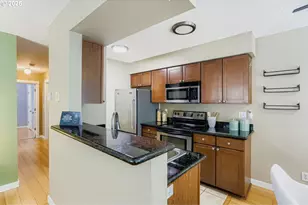 3866 SE Taylor St, Portland, OR 97214 - Photo 9