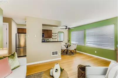 3866 SE Taylor St #202, Portland, OR 97214 - Photo 5