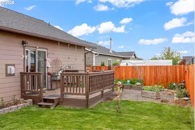 570 Mountain Ridge Dr, Culver, OR 97734 - Photo 33