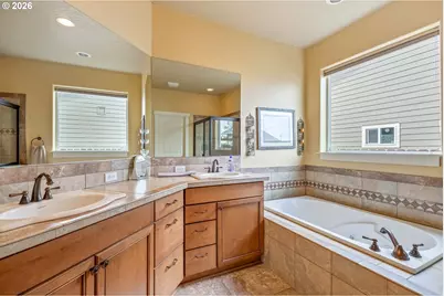 570 Mountain Ridge Dr, Culver, OR 97734 - Photo 17