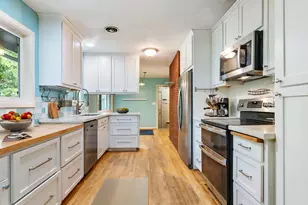 4010 SW Hamilton St, Portland, OR 97221 - Photo 11