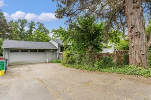 4010 SW Hamilton St, Portland, OR 97221 - Photo 5