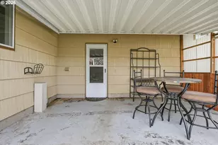 1740 Jansen Way, Woodburn, OR 97071 - Photo 35