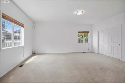 5904 Bay Point Dr, Lake Oswego, OR 97035 - Photo 19