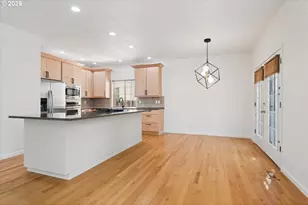 5904 Bay Point Dr, Lake Oswego, OR 97035 - Photo 13