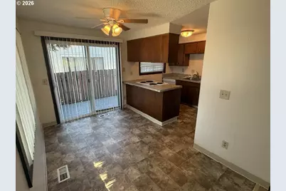 3321 SE 12th, Gresham, OR 97080 - Photo 3