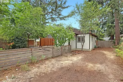 4438 NE 90th Ave, Portland, OR 97220 - Photo 3