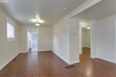 4438 NE 90th Ave, Portland, OR 97220 - Photo 9