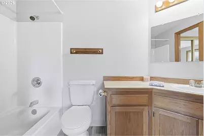 1786 N Locust St, Canby, OR 97013 - Photo 39