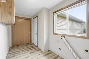 1786 N Locust St, Canby, OR 97013 - Photo 41