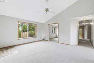 1786 N Locust St, Canby, OR 97013 - Photo 7
