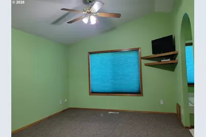 3229 SW 33rd St, Gresham, OR 97080 - Photo 15
