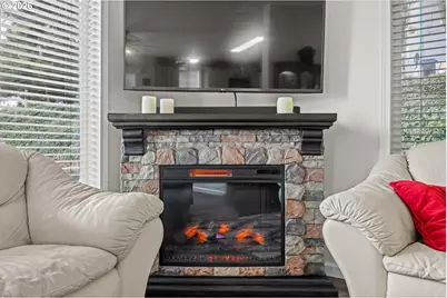 1050 N Cedar Point Rd #C09, Coquille, OR 97423 - Photo 9