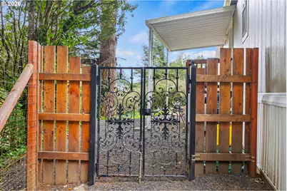 1050 N Cedar Point Rd #C09, Coquille, OR 97423 - Photo 31