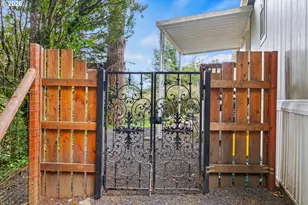 1050 N Cedar Point Rd, Coquille, OR 97423 - Photo 31