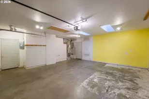 2320 NE Rene Ave, Gresham, OR 97030 - Photo 27