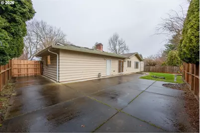 2320 NE Rene Ave, Gresham, OR 97030 - Photo 7