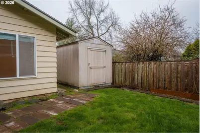 2320 NE Rene Ave, Gresham, OR 97030 - Photo 9