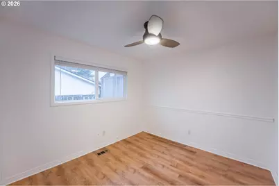 2320 NE Rene Ave, Gresham, OR 97030 - Photo 23