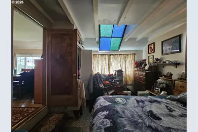 1421 NW 17th St, Lincoln City, OR 97367 - Photo 9