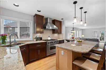 13585 SW Westridge Ter, Tigard, OR 97223 - Photo 11