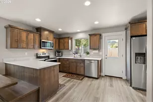 1552 W Thyme Dr, Roseburg, OR 97471 - Photo 11