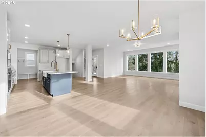 12452 SW Strobel Rd, Beaverton, OR 97007 - Photo 5