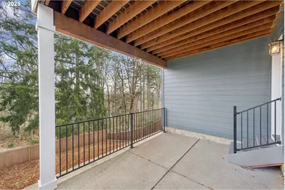 12452 SW Strobel Rd, Beaverton, OR 97007 - Photo 15