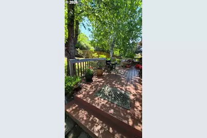1343 NW Vallejo Dr, Roseburg, OR 97471 - Photo 35