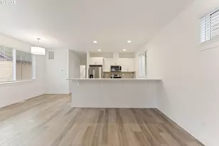 3037 SW Sherman Pl, Beaverton, OR 97003 - Photo 9