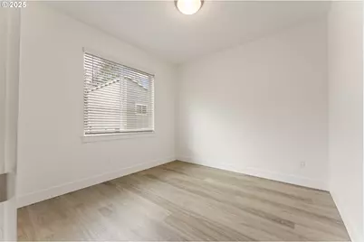 3037 SW Sherman Pl, Beaverton, OR 97003 - Photo 13