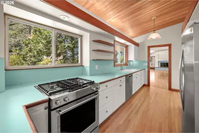 2591 Greentree Rd, Lake Oswego, OR 97034 - Photo 15