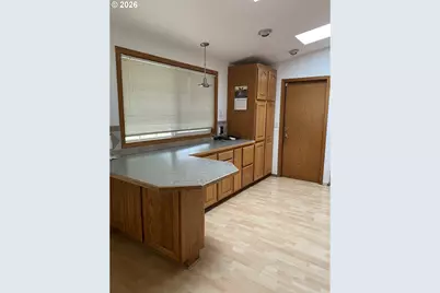 2850 Riviera Ct, Springfield, OR 97477 - Photo 13