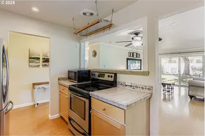 1950 NW 143rd Ave #99, Portland, OR 97229 - Photo 5