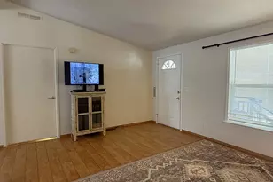 213 River Ridge Ave, Roseburg, OR 97471 - Photo 7