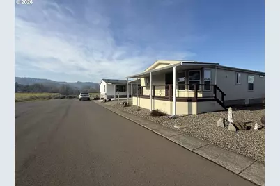 213 River Ridge Ave, Roseburg, OR 97471 - Photo 1