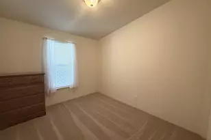 213 River Ridge Ave, Roseburg, OR 97471 - Photo 9