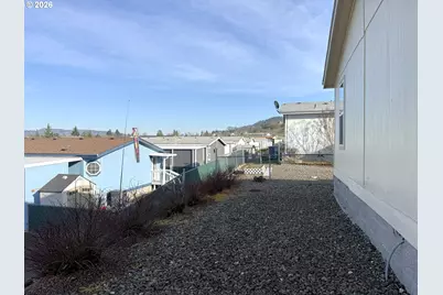 213 River Ridge Ave, Roseburg, OR 97471 - Photo 31