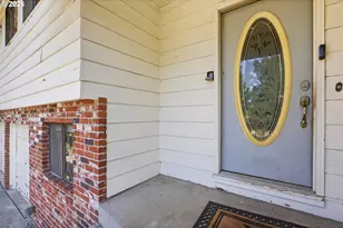 13570 Shireva Dr, Lake Oswego, OR 97034 - Photo 3