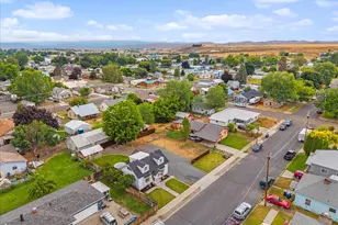 1220 Court Ave, Baker City, OR 97814 - Photo 5