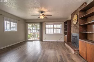 1595 NW Rachel Ave, Roseburg, OR 97471 - Photo 15