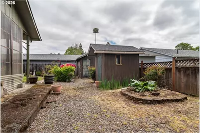 1595 NW Rachel Ave, Roseburg, OR 97471 - Photo 39