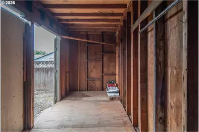 1595 NW Rachel Ave, Roseburg, OR 97471 - Photo 43
