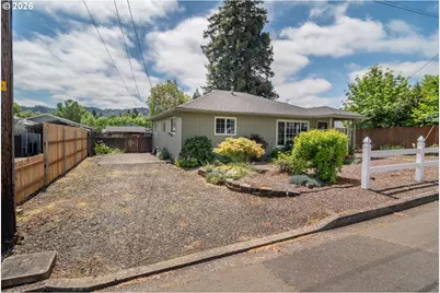 1595 NW Rachel Ave, Roseburg, OR 97471 - Photo 47
