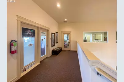 2198 NE Stephens St, Roseburg, OR 97470 - Photo 37